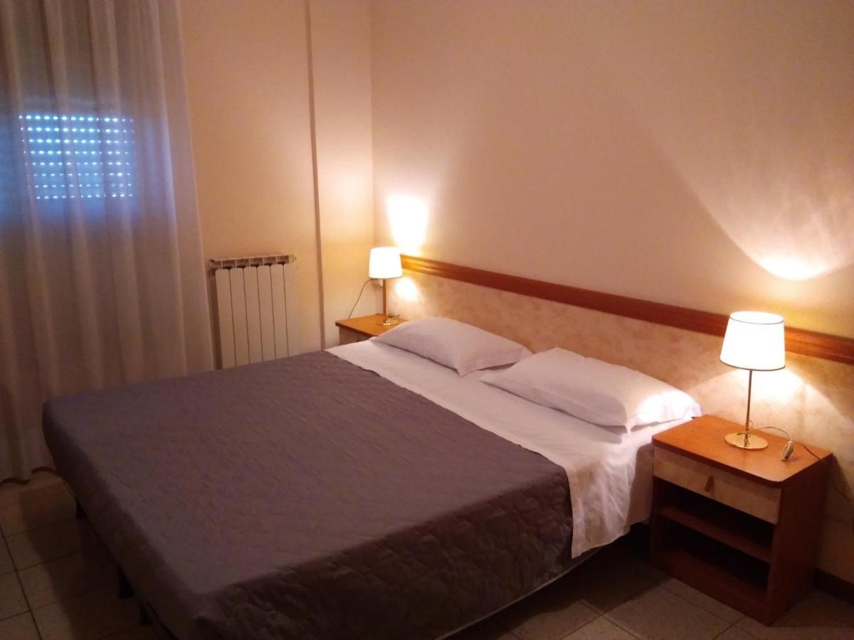 Hotel Rose&Crown Correggio Buitenkant foto